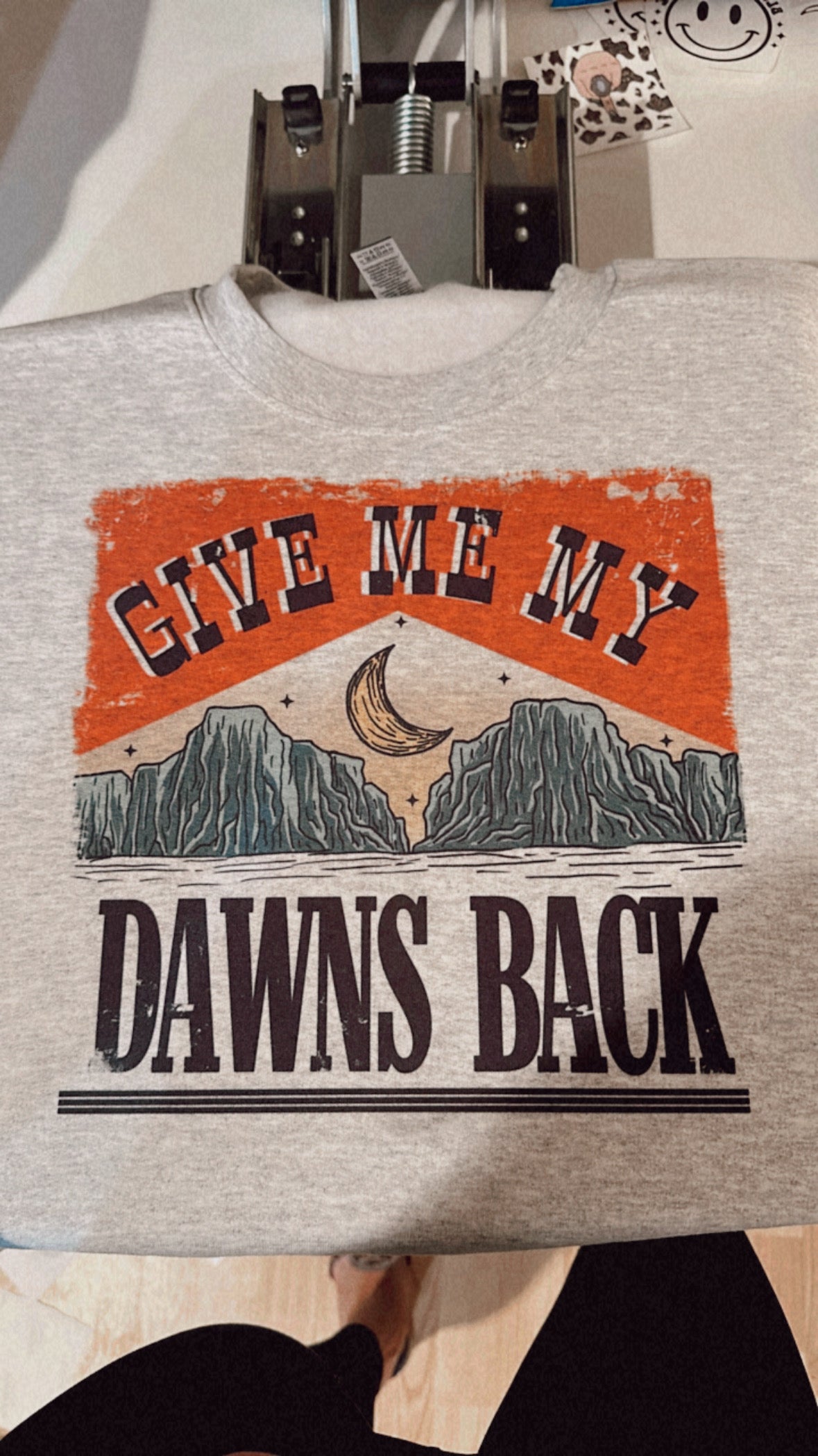 Dawns Back Crewneck